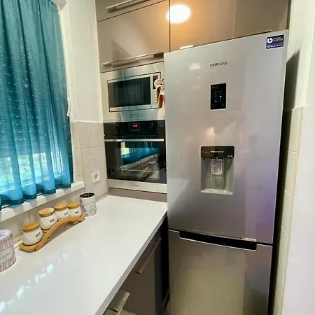 شقة Serafimoski سكوبجي