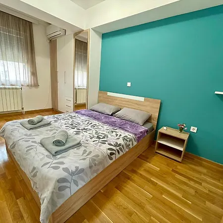 شقة Serafimoski *